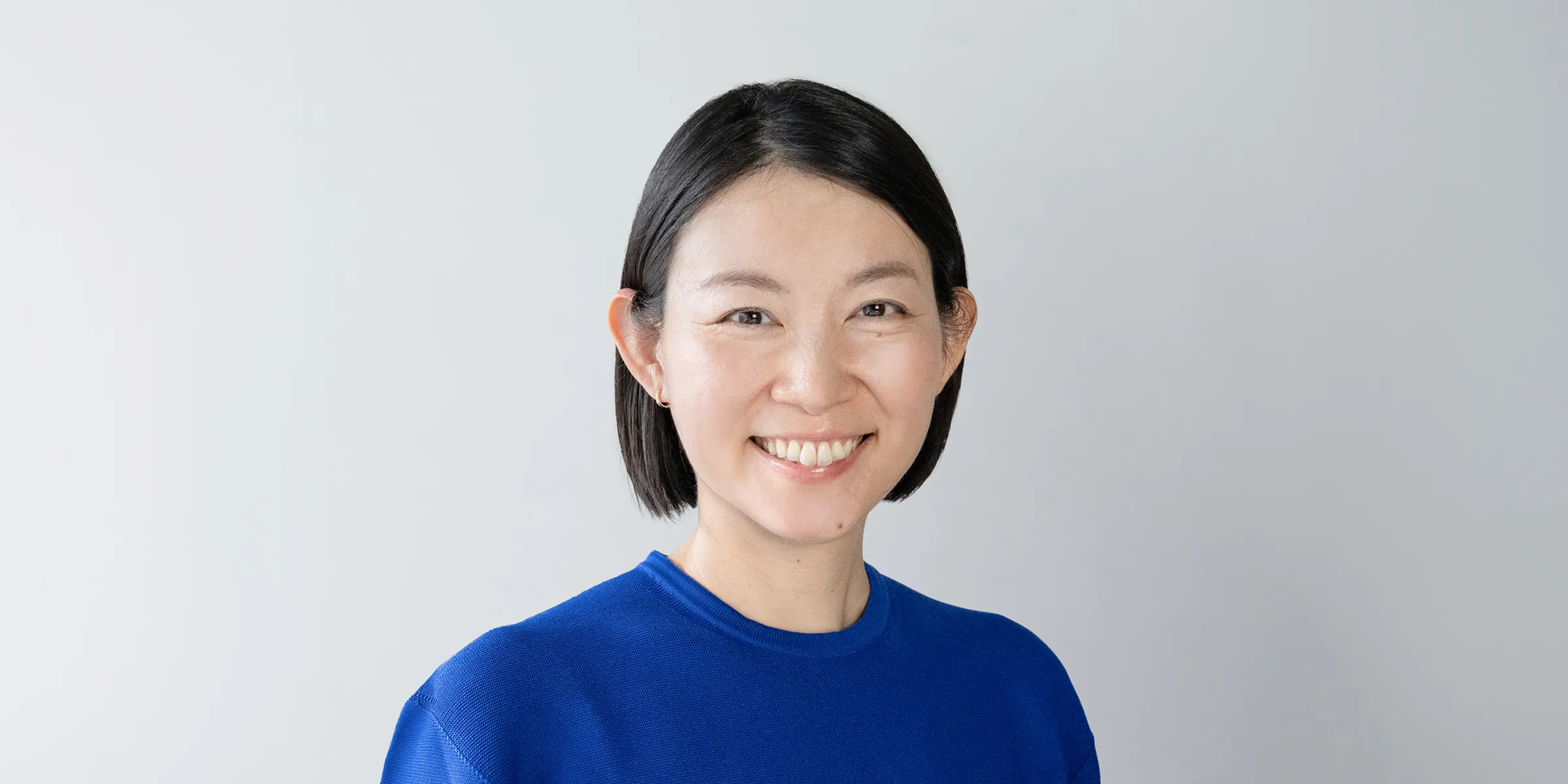 仲 暁子